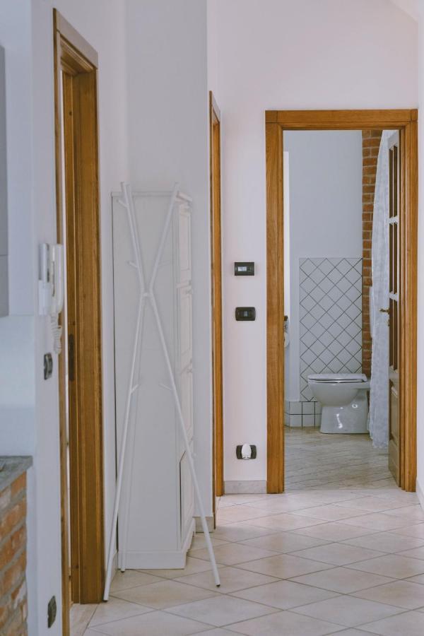 Casa Lobe - Charming Apartment In Village Centre La Morra Exterior photo
